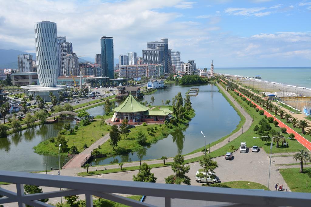 Apartment Magnolia Rustaveli 62 Batum Dış mekan fotoğraf